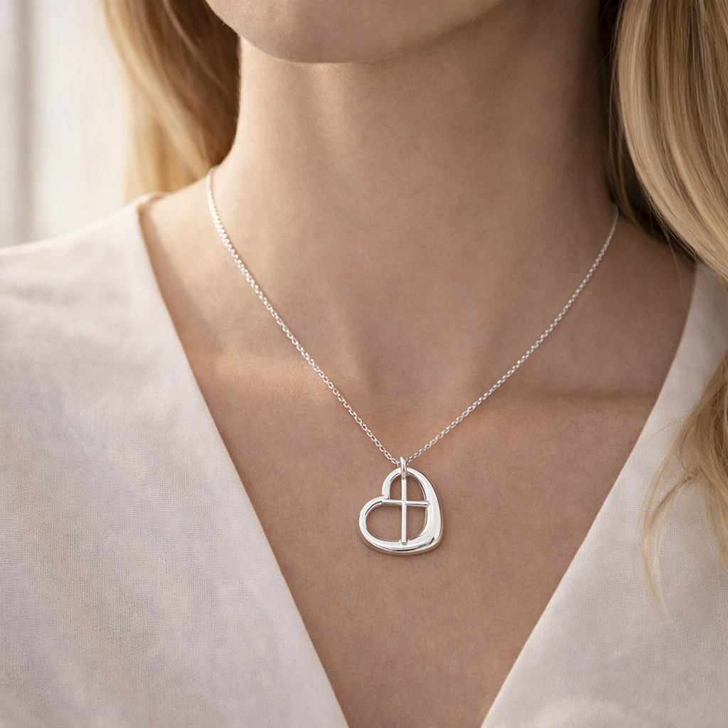 Saviour's Love Necklace