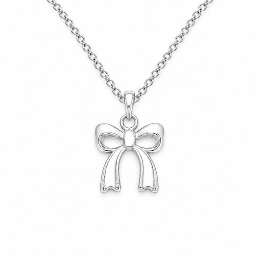White As Snow Necklace